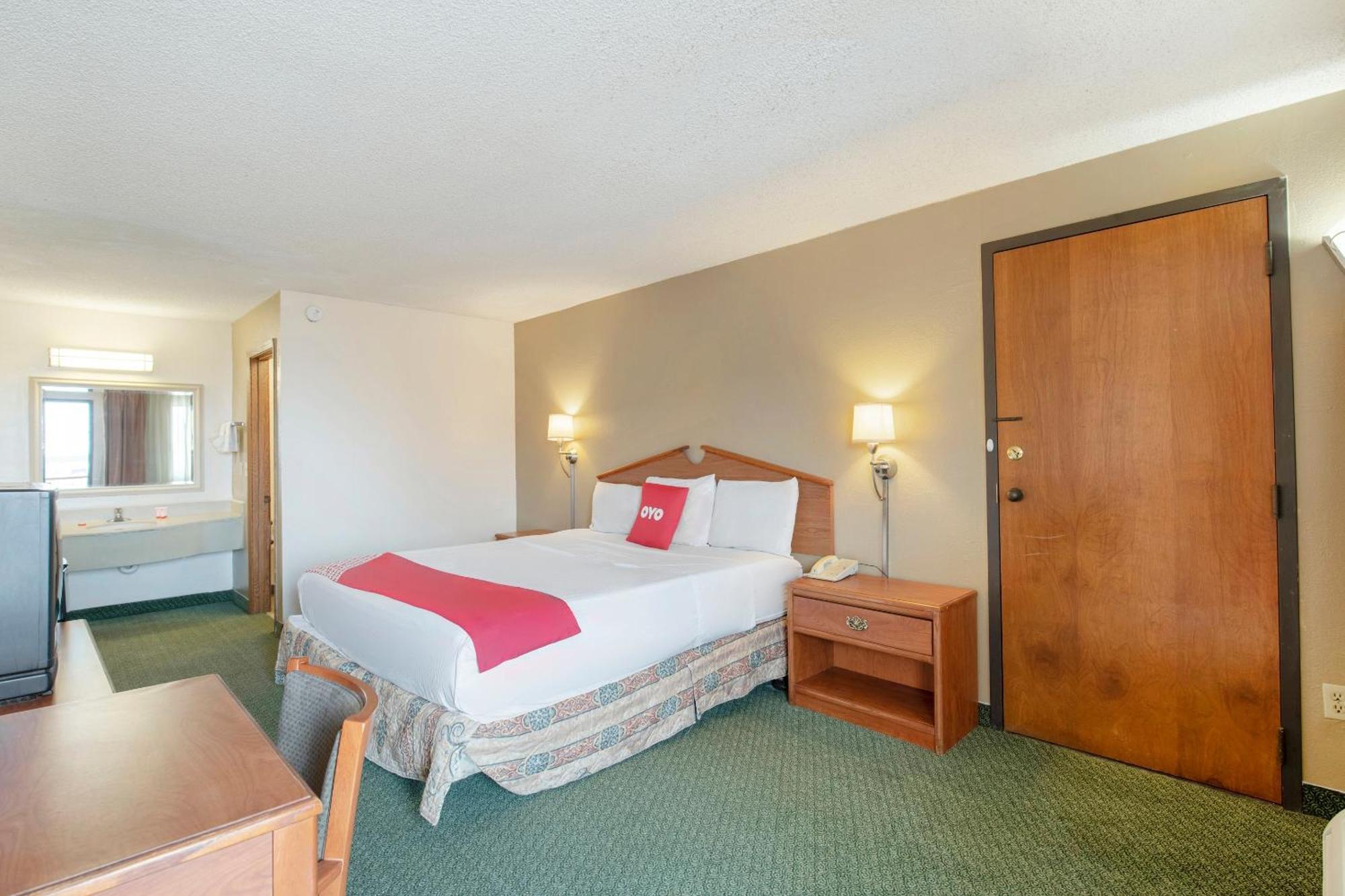 Oyo Hotel Tulsa International Airport Eksteriør billede